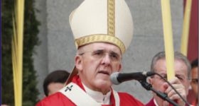 Saluda del cardenal arzobispo